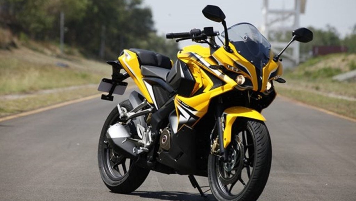 Bajaj Pulsar RS 200: फीचर्स से भरपूर कीमत 1.72 लाख, मिलेगी Dual Channel ABS और LED लाइट्स