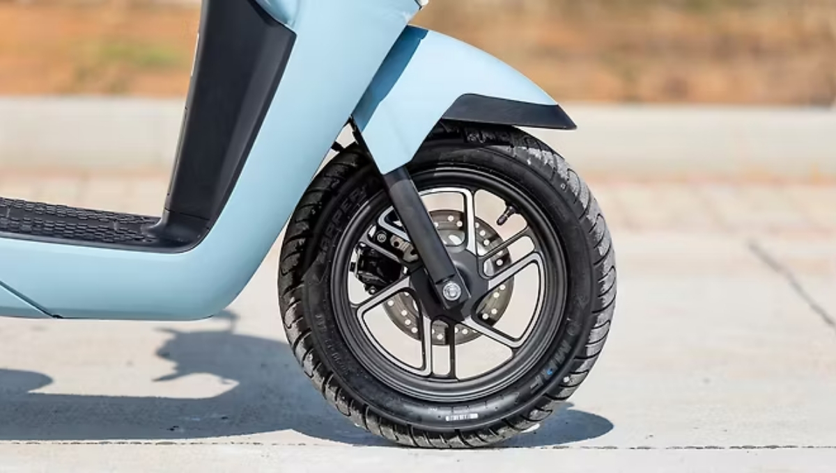 1.10 लाख में आई Honda Activa e पावर, स्टाइल और स्मार्ट फीचर्स का जबरदस्त मेल