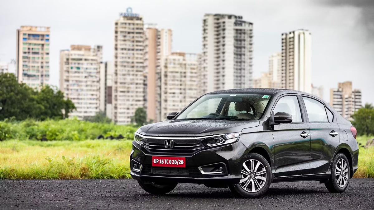 Honda Amaze 2nd Gen: जानिए 7.93 लाख की शुरुआती कीमत में मिलने वाले फीचर्स और माइलेज