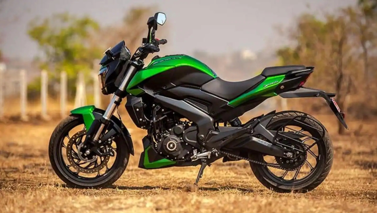 2.31 लाख में मिलेगी 39 bhp की ताकत Bajaj Dominar 400 के दमदार फीचर्स जानिए
