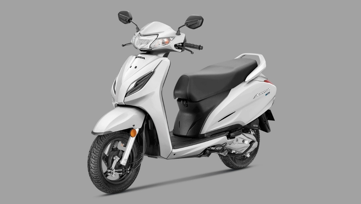 Honda Activa: अब सिर्फ 75,000 में, स्टाइलिश लुक्स और कमाल की परफॉर्मेंस के साथ