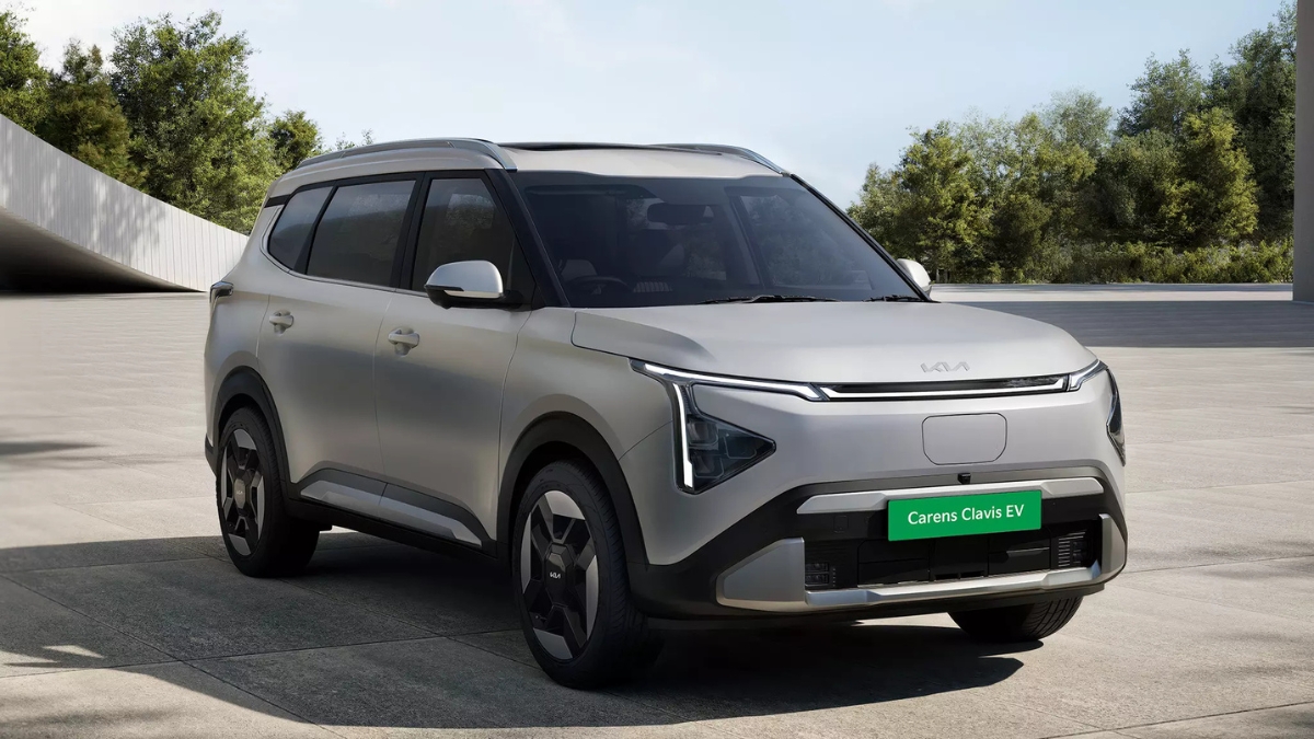Kia Carens Clavis EV: 490 किमी रेंज, लग्जरी फीचर्स और किफायती कीमत के साथ शानदार इलेक्ट्रिक एमयूवी
