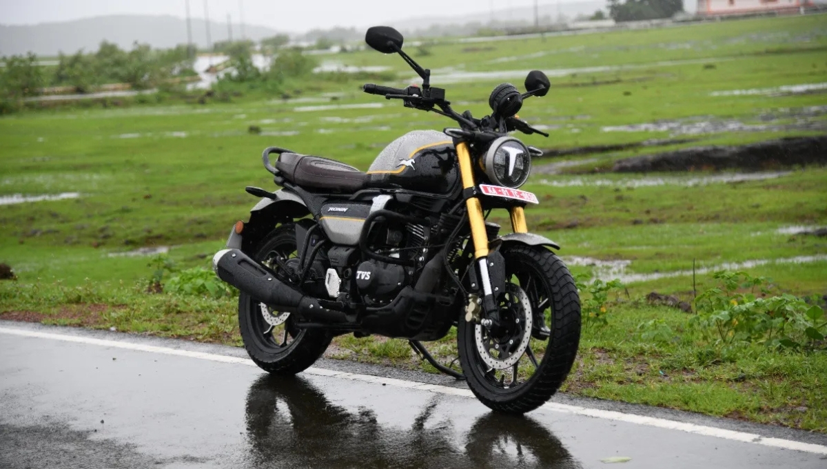 TVS Ronin: 1.49 लाख की कीमत में स्मार्ट फीचर्स, LED लाइट्स और Monoshock सस्पेंशन