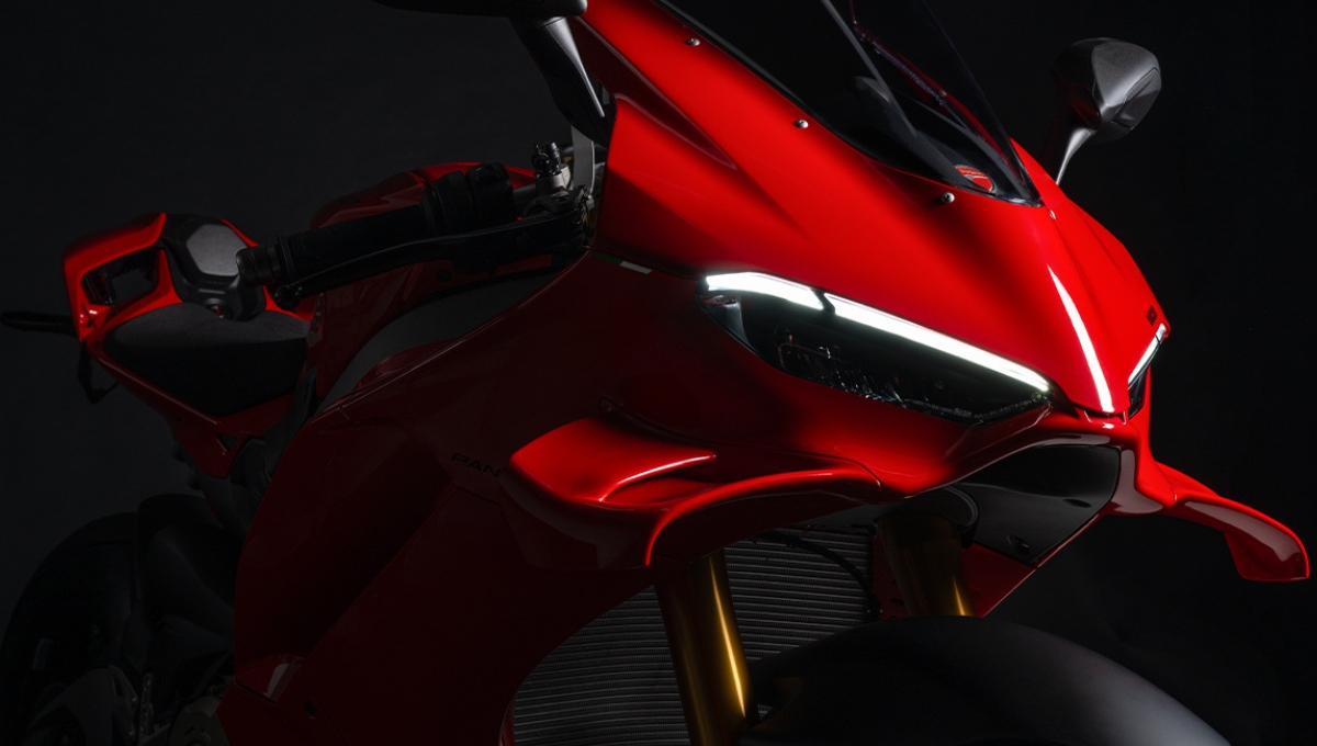 Ducati Panigale V4: 27.41 लाख में मिले 299kmph की स्पीड और दमदार फीचर्स