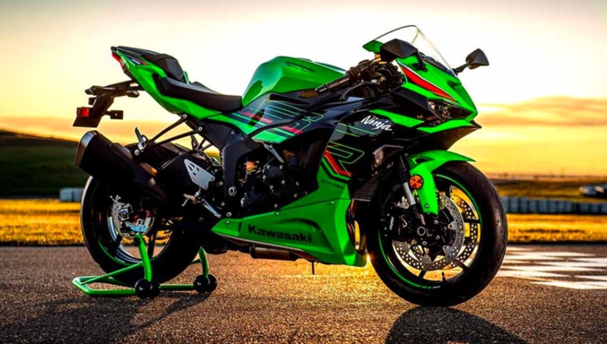 Kawasaki Ninja ZX-6R: 11.09 लाख में मिले TFT डिस्प्ले, Dual ABS और 636cc का पावरफुल इंजन