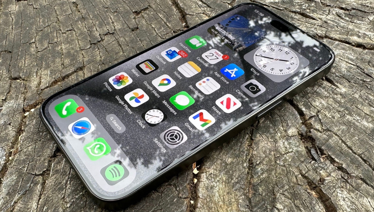 Apple iPhone 15 Plus: जानिए इसके शानदार फीचर्स और भारत में 80,000 से शुरू होने वाली कीमत