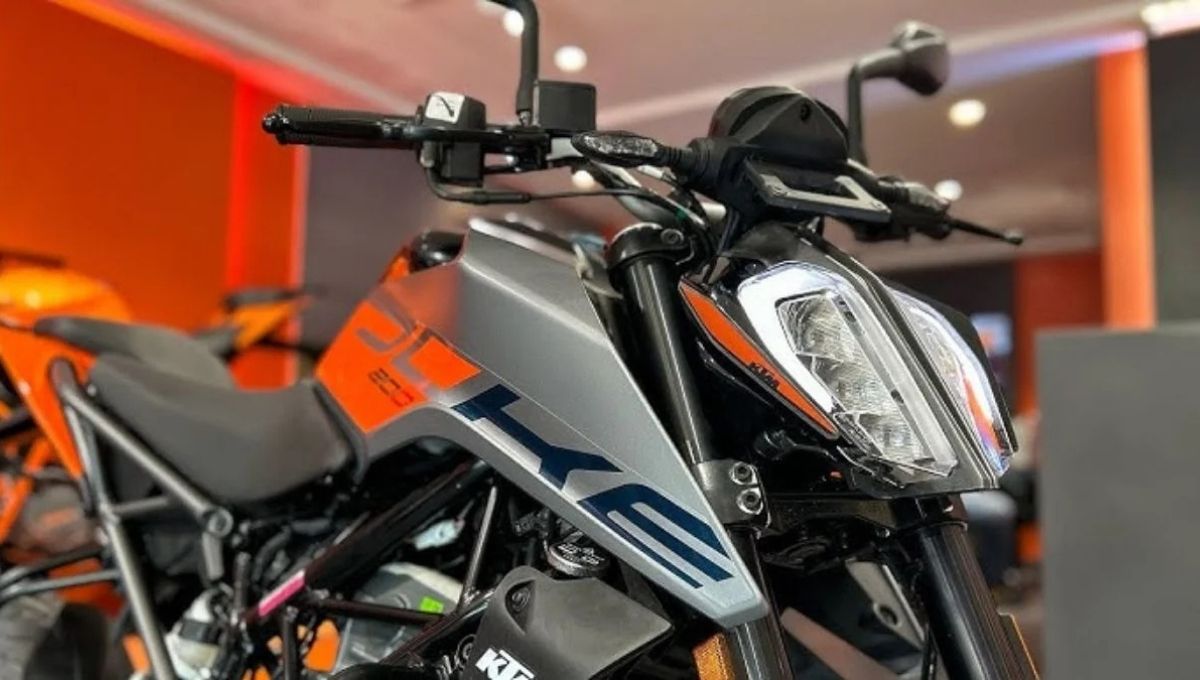 1.96 लाख में पाएं KTM 200 Duke 140kmph की रफ्तार और स्टाइलिश LED लुक के