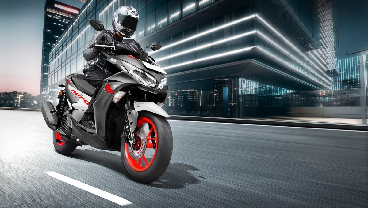 Yamaha Aerox 155: 1.48 लाख में मिले दमदार 155cc इंजन और स्पोर्टी लुक