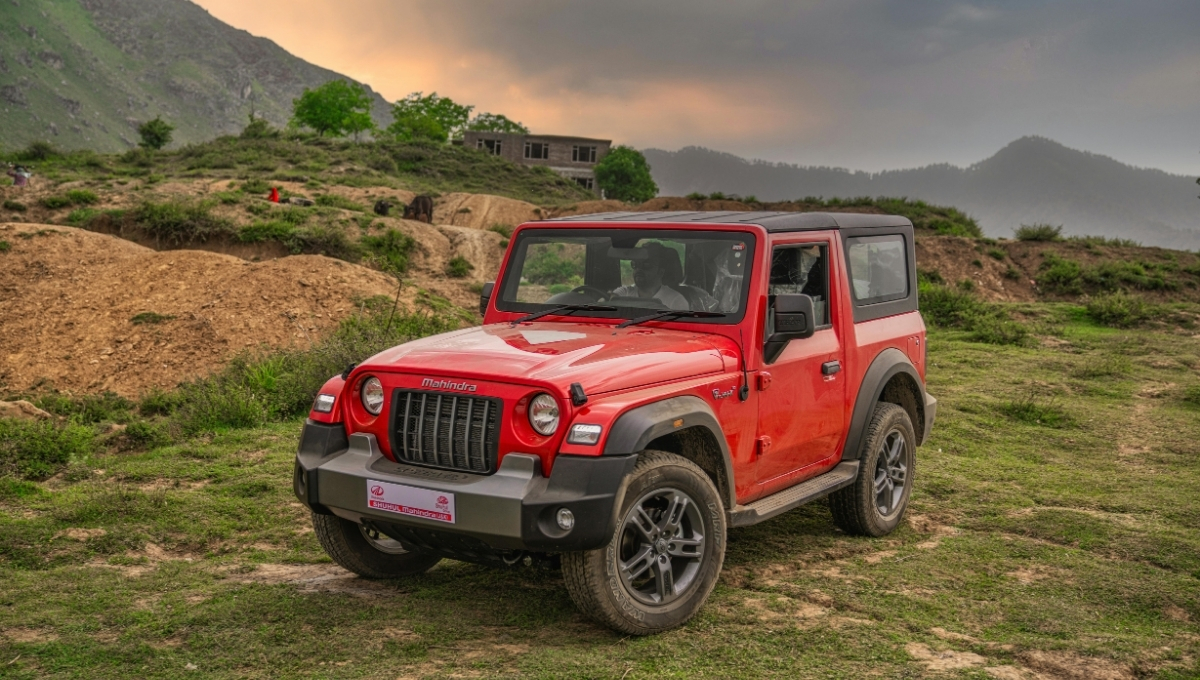 Mahindra Thar: 11.25 लाख में 300Nm टॉर्क, 4WD और स्टाइलिश लुक्स का कॉम्बो