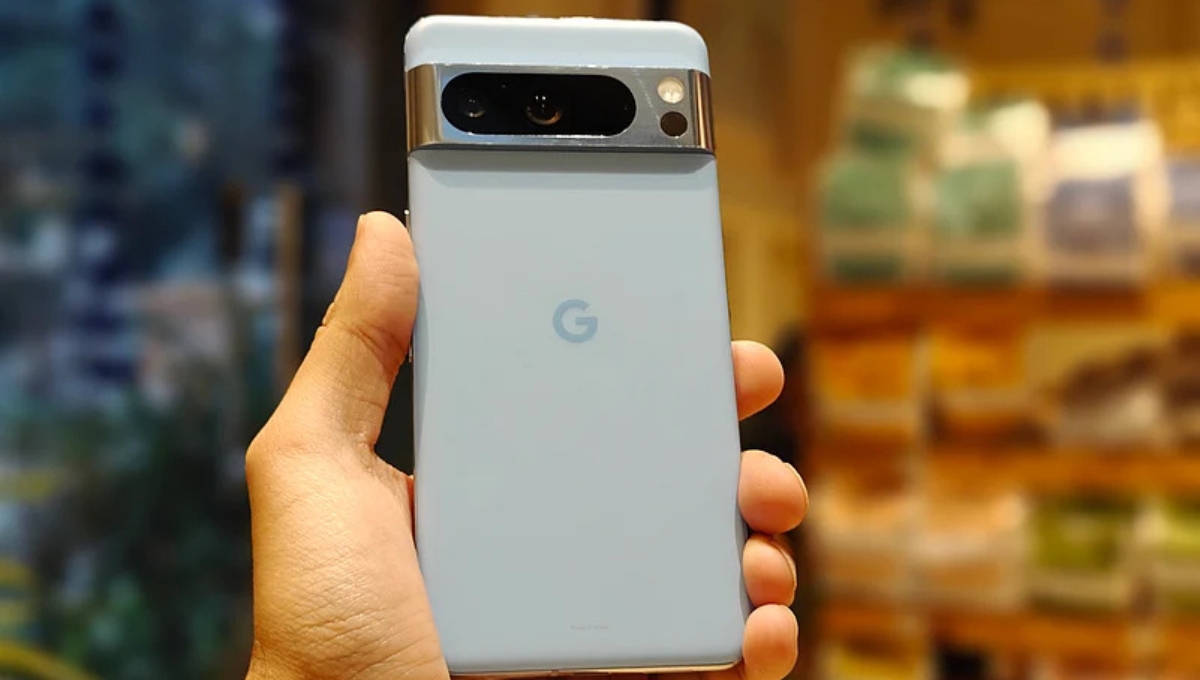 Google Pixel 8 Pro: शानदार फीचर्स और 1,06,999 की कीमत के साथ हर दिल को भा जाने वाला स्मार्टफोन