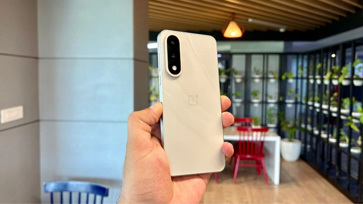 OnePlus Nord 5: 6800mAh बैटरी और 50MP कैमरे के साथ जबरदस्त फीचर्स, जानें कीमत