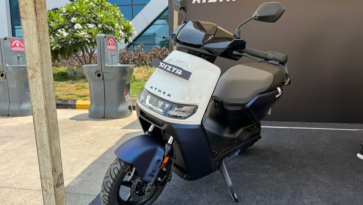 Ather Rizta: 80km की टॉप स्पीड और 34L स्टोरेज वाला स्कूटर सिर्फ 1.10 लाख में
